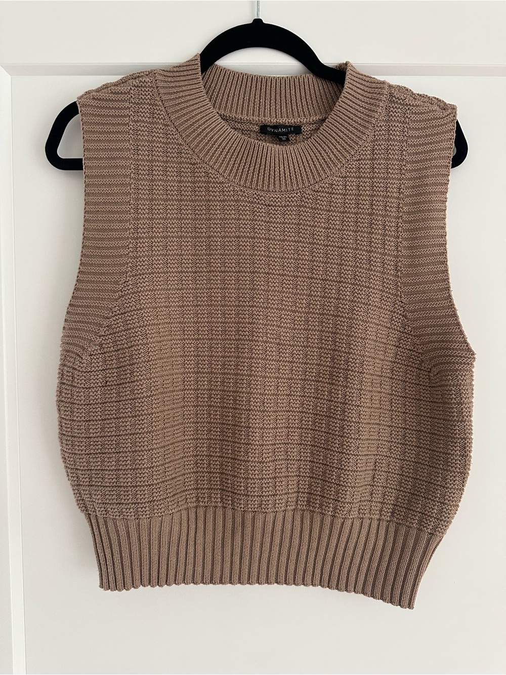 Dynamite Sleeveless Crewneck Knit Vest in Taupe